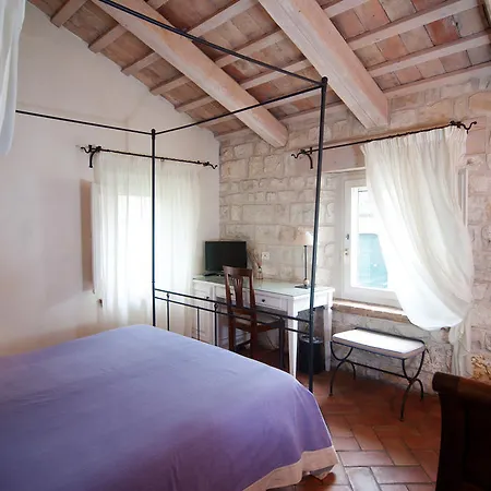 Casa rural Valcastagno Relais & Sirolo