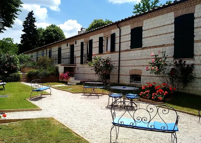 Valcastagno Relais & 乡村民宿 *