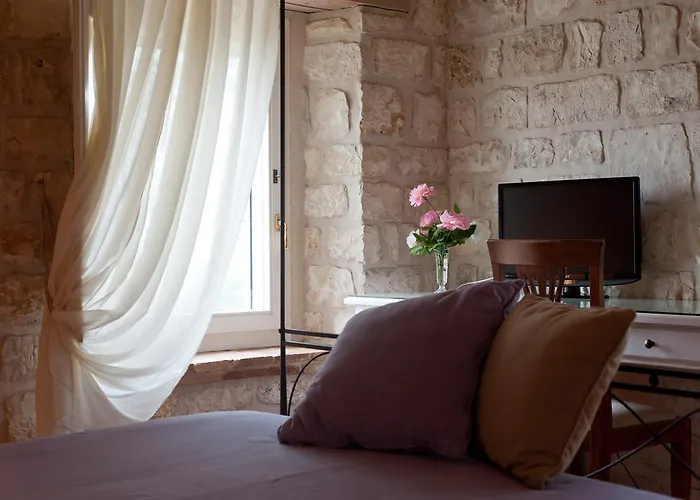 Valcastagno Relais & 锡罗洛